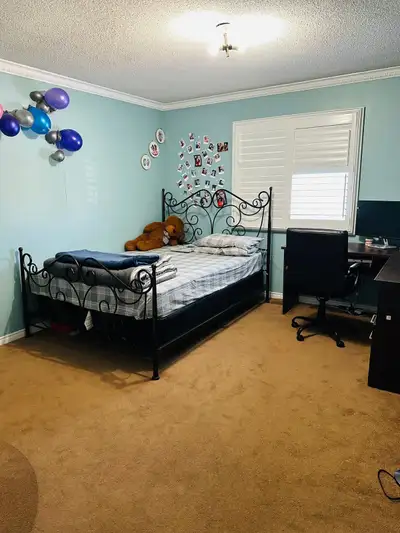 Room for rent for female