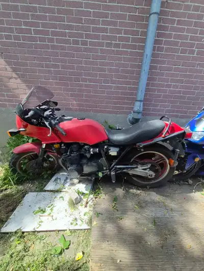 No ownership, No keys. Good for parts or project. Put power to the starter and Motor turns freely an...