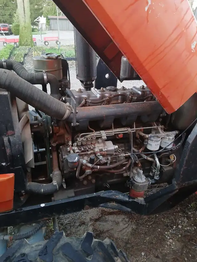 Farm tractor587364584696074242