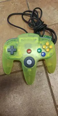 Extreme Lime Clear Green Toys R’ Us Nintendo 64 N64 Controller