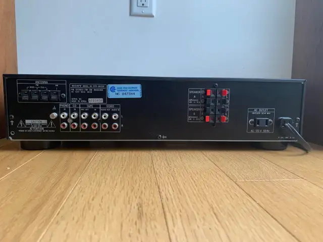 Sony STR-AV220 Stereo Receiver Tuner w/ Realistic Minimus 5 in Stereo Systems & Home Theatre in Markham / York Region - Image 4