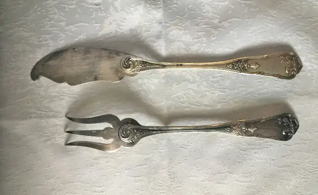 Antique Boulenger fourchette à poisson et 1 couteau, 9 Pcs in Arts & Collectibles in City of Montréal - Image 5