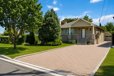 Spacious 11,000 sq ft Lot Home for Rent in a Quiet Upscale Neighborhood Near Yorkdale Address 133 Co...