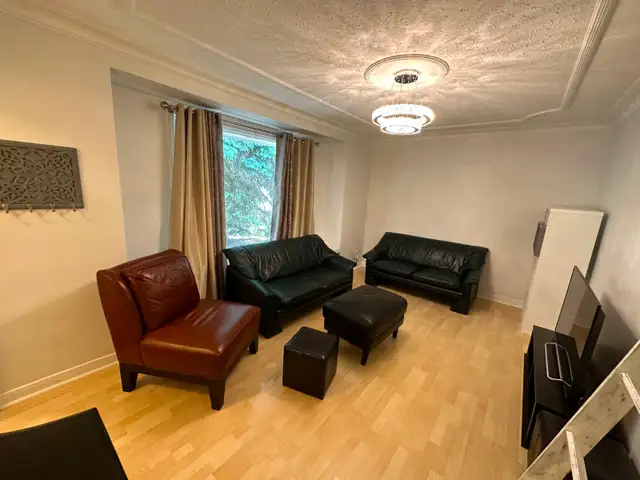 **4Bed 1.5Bath House For Rent In St Boniface Area**