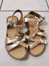 Girl sandals leather 