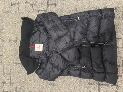 Moncler Women’s Puffer - Size 0 (XS) - Priced for Quick Sale, View more