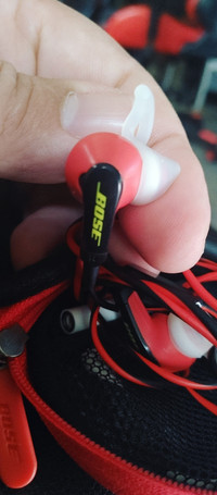 Bose Headphones with Lightning iPhone connection 