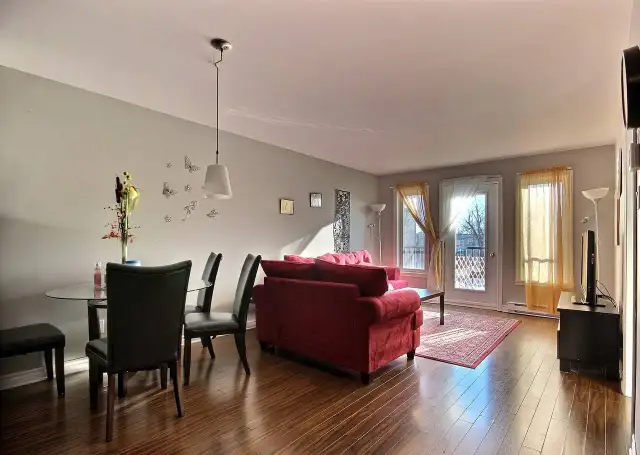 2 Beds 1 Bath - A Big Bright 4½  Apartment