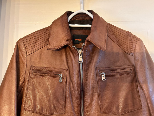 Veste en cuir Zara leather jacket dans Hommes  à Ville de Montréal - Image 2