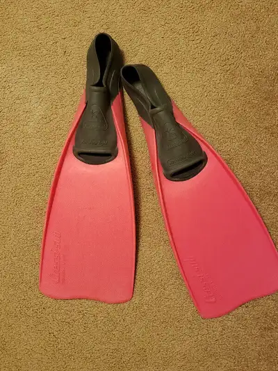 Cressi Sub full-foot swim fins, size 5-6, View more