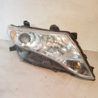 Toyota Venza 2009-15 OEM HALOGEN Headlight Assembly Rightside