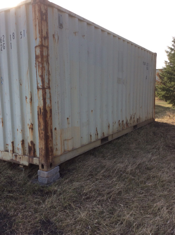 20 ft sea can container in Other in Strathcona County - Image 4