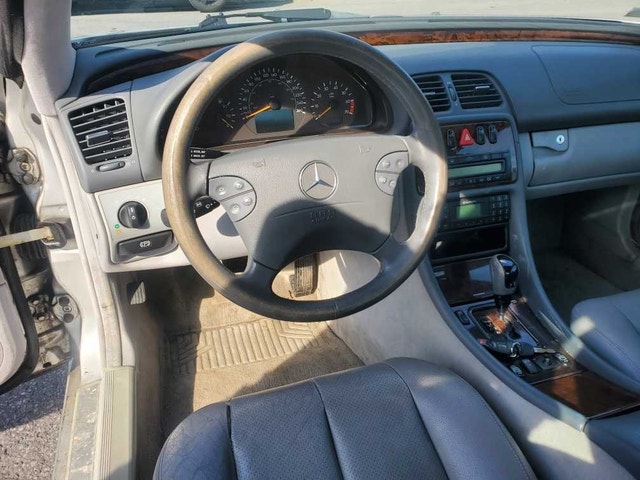 2001 CLK 320 — photo 5