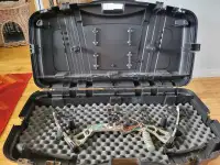 Parker Velocity compound bow (left handed) with case