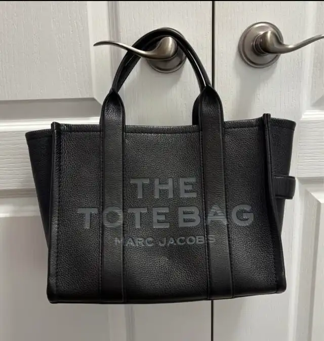 Marc Jacobs The Tote Bag - Medium Genuine Leather