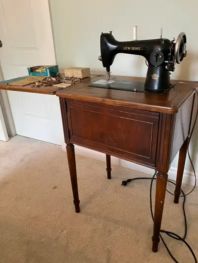 Working 1950’s New Home sewing machine, View more
