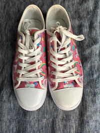 Canvas Low Top Casual Shoes