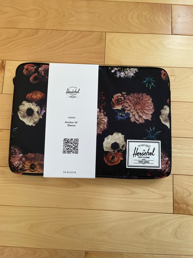 Herschel 14” Floral Laptop Case dans Accessoires pour iPad et tablettes  à Ouest de l’Île