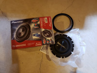 Pioneer TS-SW2002D2 8" 600w subwoofer