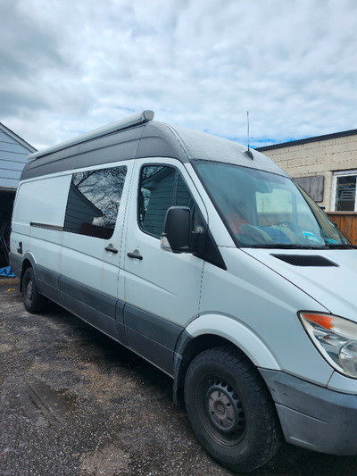 2011 mercedes sprinter camper van