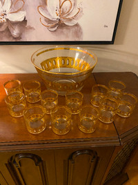 Culver Antiqua Gold Ice Bucket and Whiskey Glasses