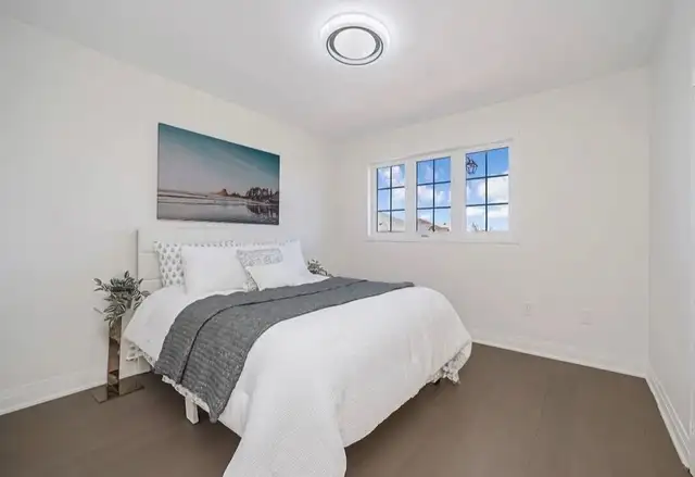 2 Private rooms available for rent (upstairs) only for girls