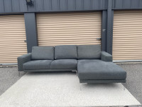 Free delivery  Dark grey Sectional sofa couch ️ 