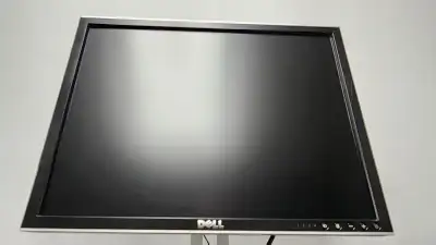 Dell Ultrasharp 2007FPB 20" 4:3 IPS Monitor 1600 x 1200 VIDEO, View more
