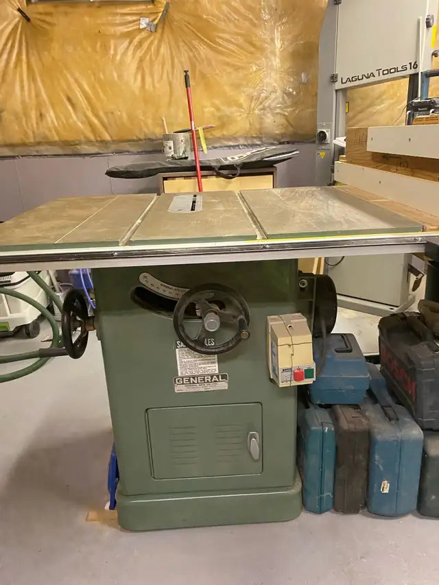General table saw in Power Tools in Oakville / Halton Region - Image 5
