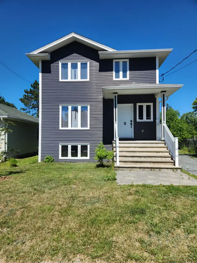 3 + 1 Bedroom House for Rent $2400
