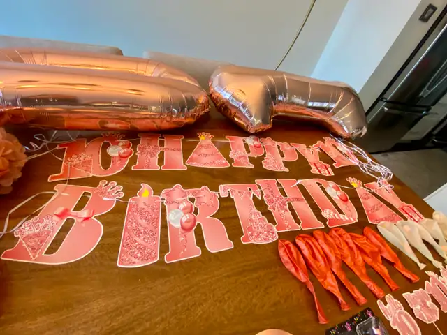 10th Birthday Decorations Party Set and Candles in Holiday, Event & Seasonal in Ottawa - Image 8