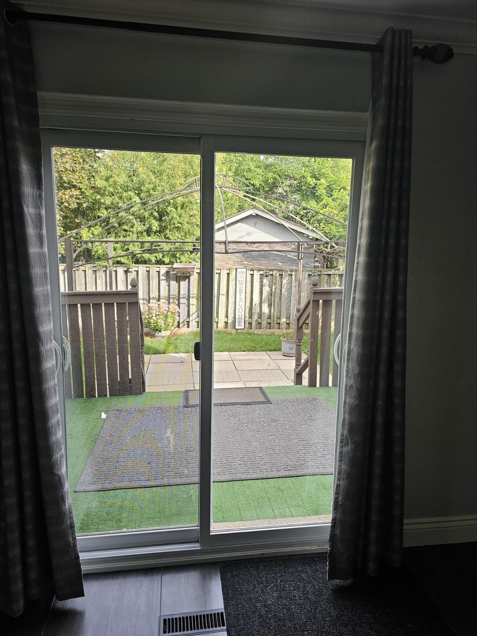 Central Mississauga 3 Bedroom 2.5 Bath Home for rent 5