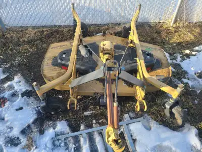 Works good, guards a little banged up. Can load for you. $1200 Pick up in Lamont