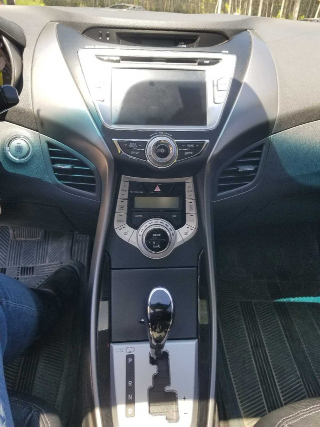 2012 Hyundai Elantra in Cars & Trucks in Owen Sound - Image 3
