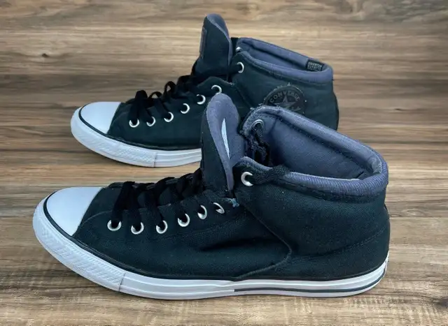 CONVERSE ALL STAR Chuck Taylor Black Hi Top Sneakers runners in Men's Shoes in City of Toronto - Image 2