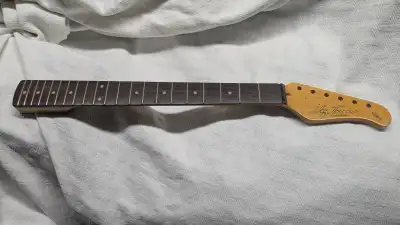 Manche guitar Jay turser, View more