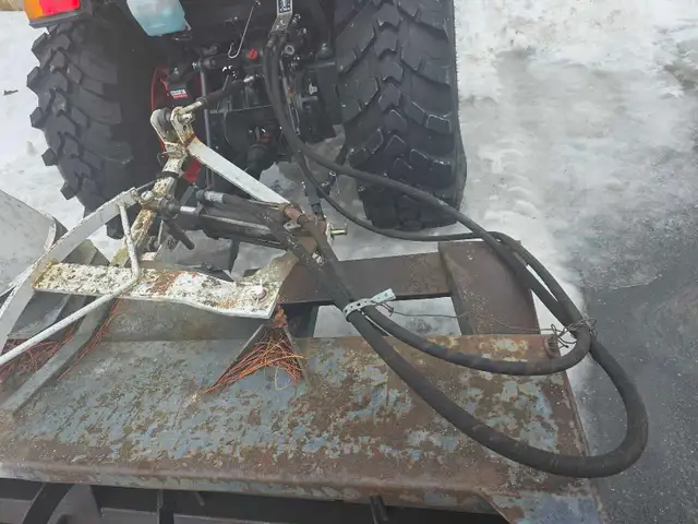Snowblower593258822575083523