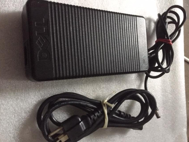 240W 19.5V 10.8A Genuine Dell Charger 7.4*5.0mm AC Adapter in Laptop Accessories in Markham / York Region - Image 2