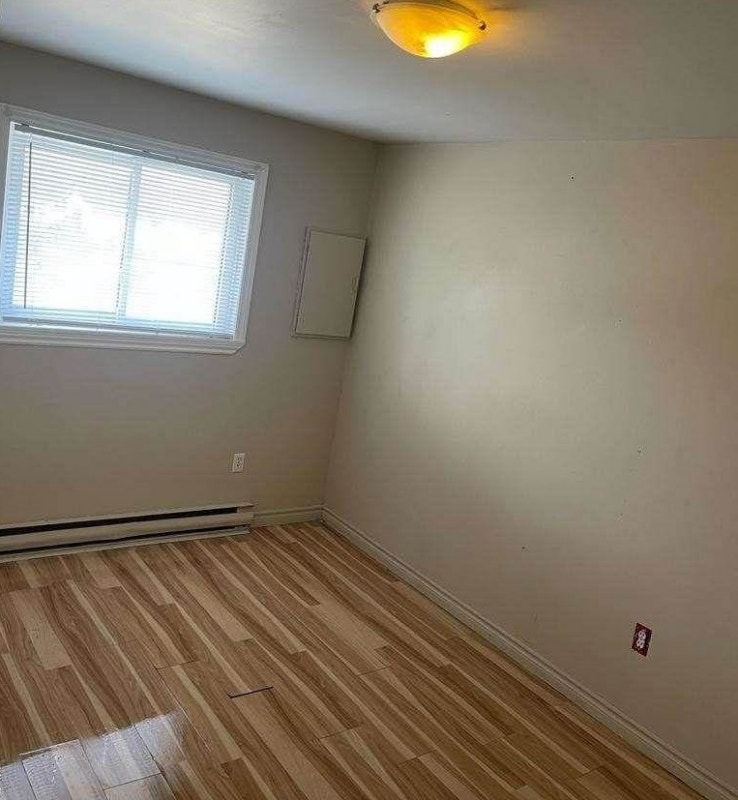 Spacious 2 Bedroom 1 Bath apartment at Main St Bobcaygeaon Long Term