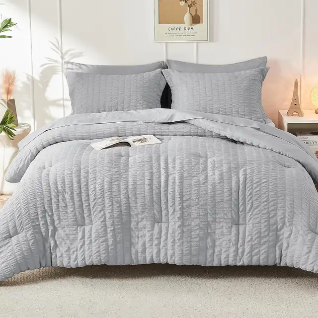 CA Beding Set Super Q Comforter Set, Incanus in Bedding in City of Toronto - Image 6