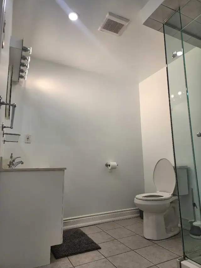 Furnished basement studio for 1 person for rent in Long Term Rentals in Markham / York Region - Image 8