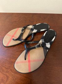 Burberry Flip flop sandals 