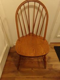 BEAUTIFUL SET OF 6 WINDSOR STYLE, SOLID  OAK, DINING ROOM CHAIRS