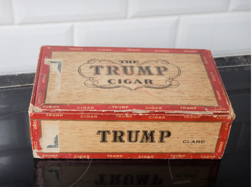 Ancienne Boîte de cigares Vide Trump Cigar Empty Box 6cents/2x in Arts & Collectibles in Longueuil / South Shore - Image 3