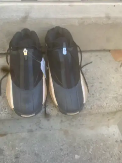 Kobe crazy 1 infinity Black & Gold, View more