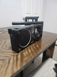 Panasonic radio with short wave gyro
