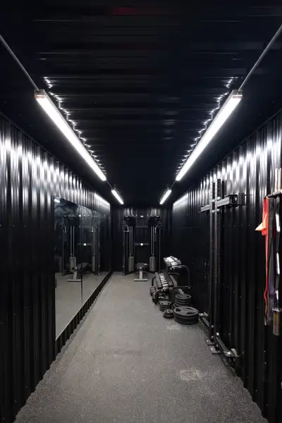 40’ High Cube Shipping Container Gym This is your opportunity to own a professionally built 400 squa...