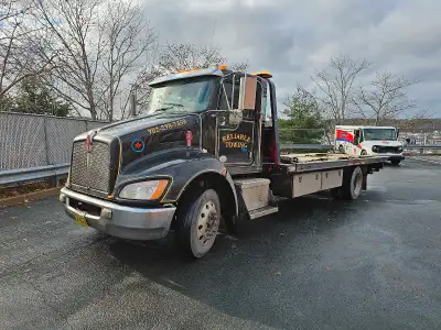 2014 kenworth T270 Flatbed tow truck Good truck we are still using it Paccar px7 engine Allison auto...