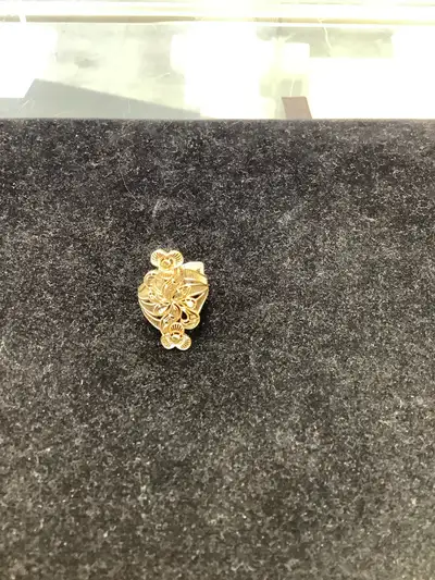 gold floral and leaf ring, View more