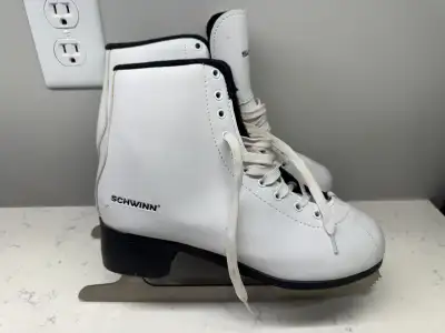 Schwinn Women's ice skates - size 8, View more